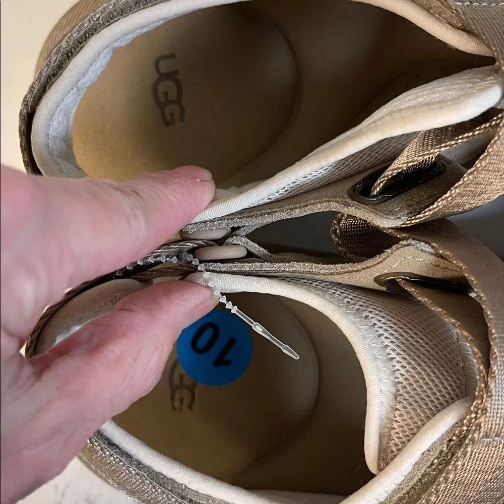 UGG Goldencoast Multis-trap Sandal 'Sand' Tan Sandals Mens 10 1153095